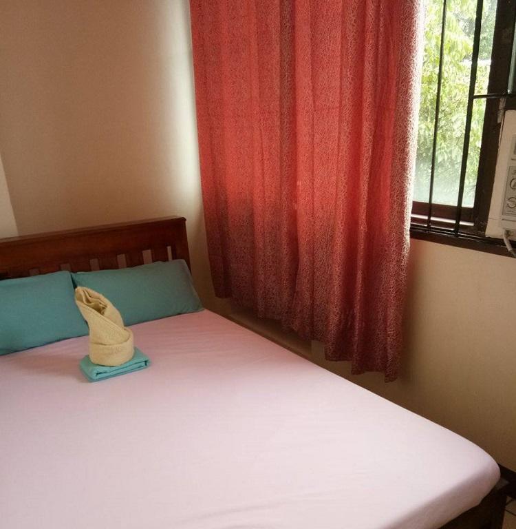 Friendly'S Guesthouse Hotel Cebu Esterno foto